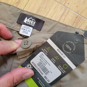 REI Men's Khaki Cargo Pants